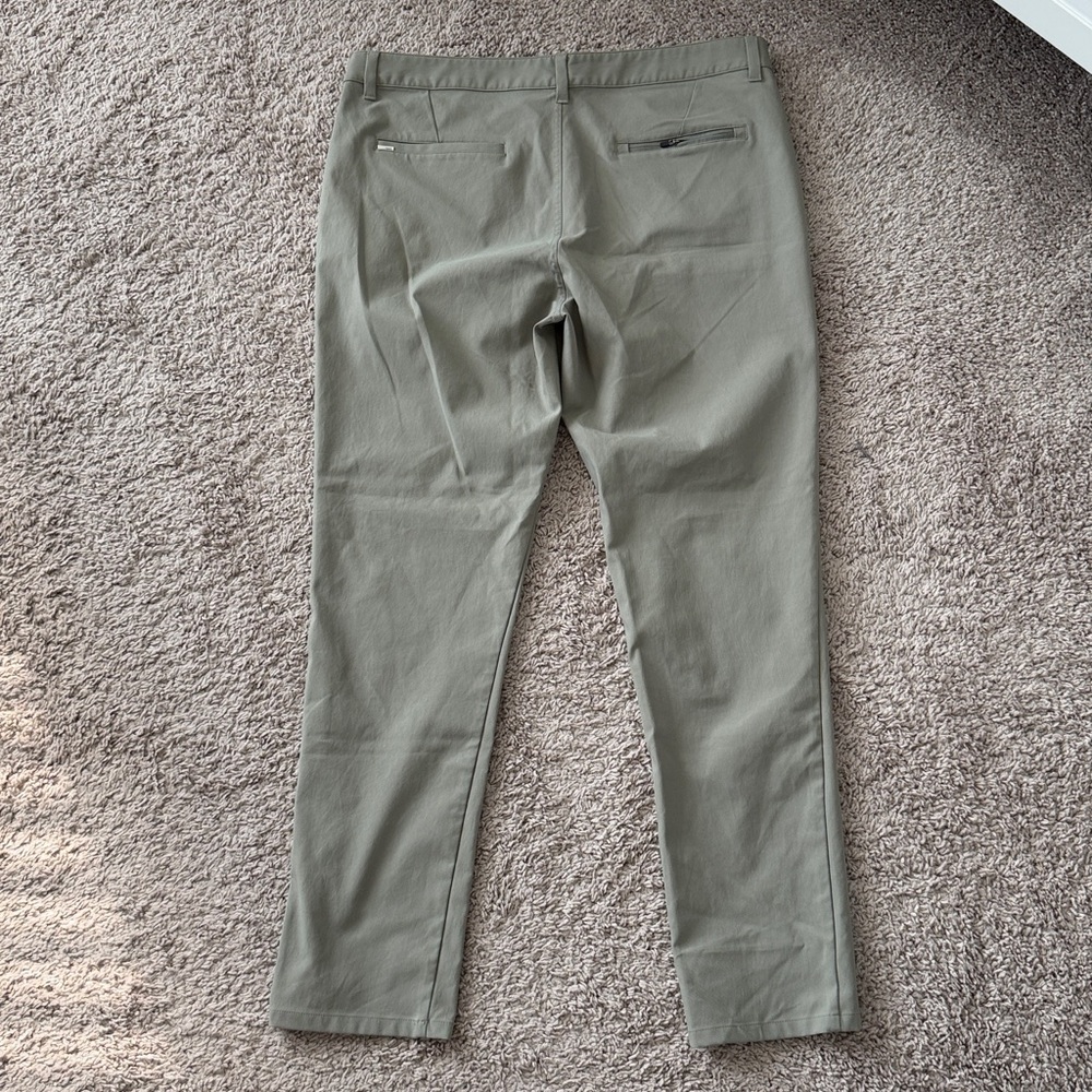 Vuori Mens Grey/Green Meta Pants - Picture 4 of 4